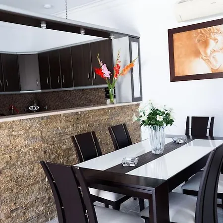 Villa Sorocada Private House